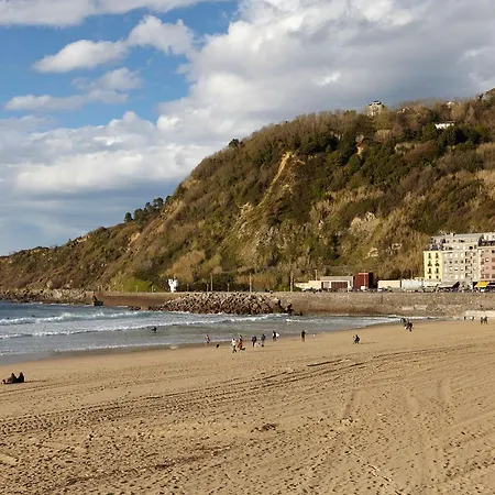 Always Easy I Usandizaga * 圣塞瓦斯蒂安