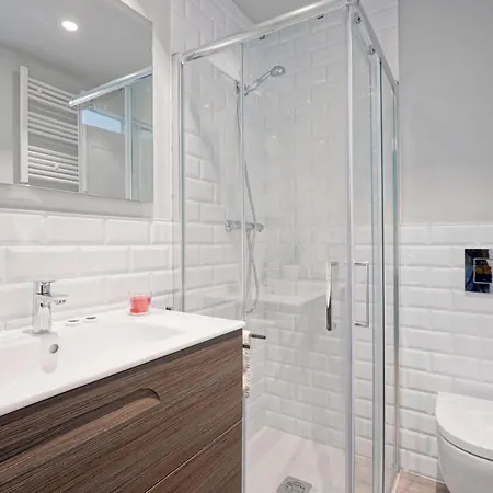 Always Easy I Usandizaga Apartmán *